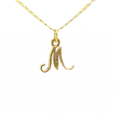 Zlatý přívěs, písmeno M